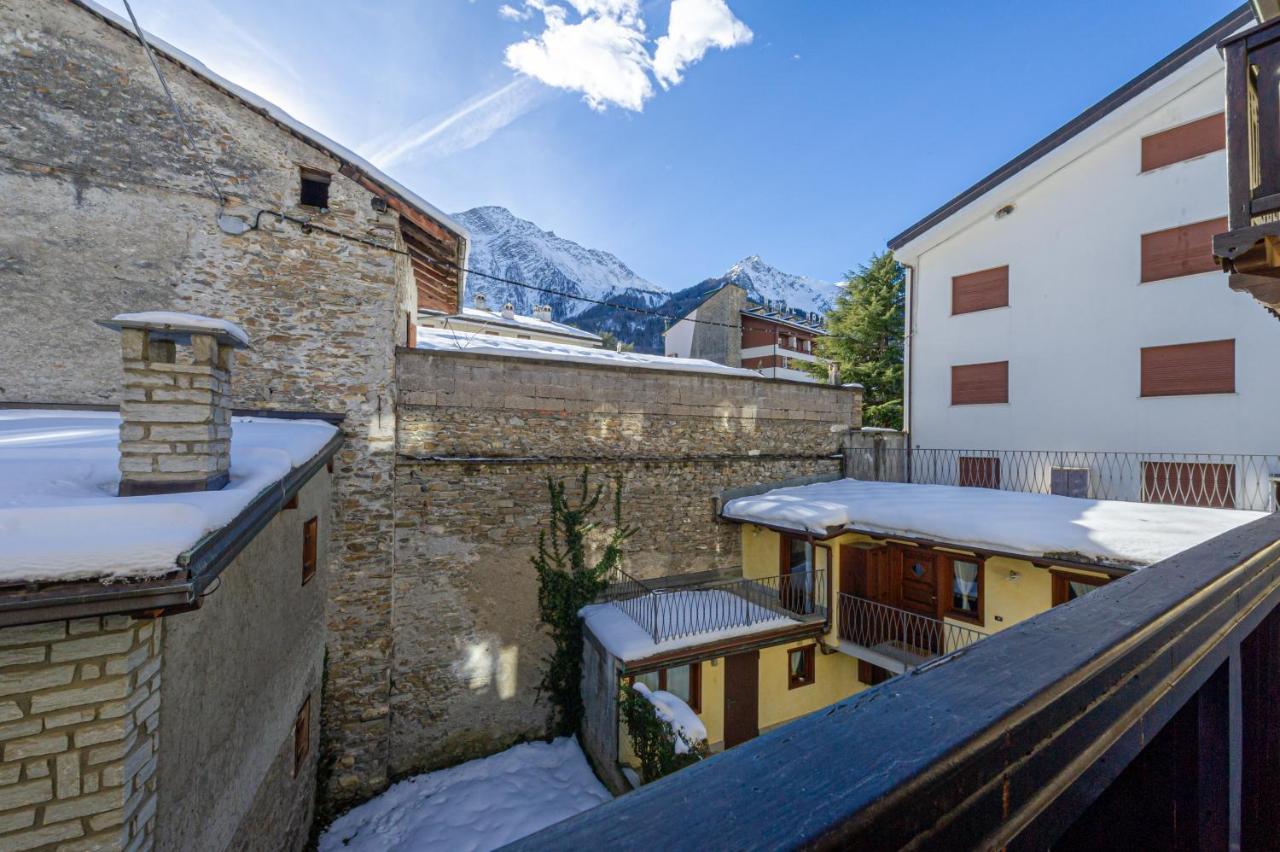 Appartamento Claire - Relax Con Splendida Vista - Cour 0081 Courmayeur Eksteriør bilde